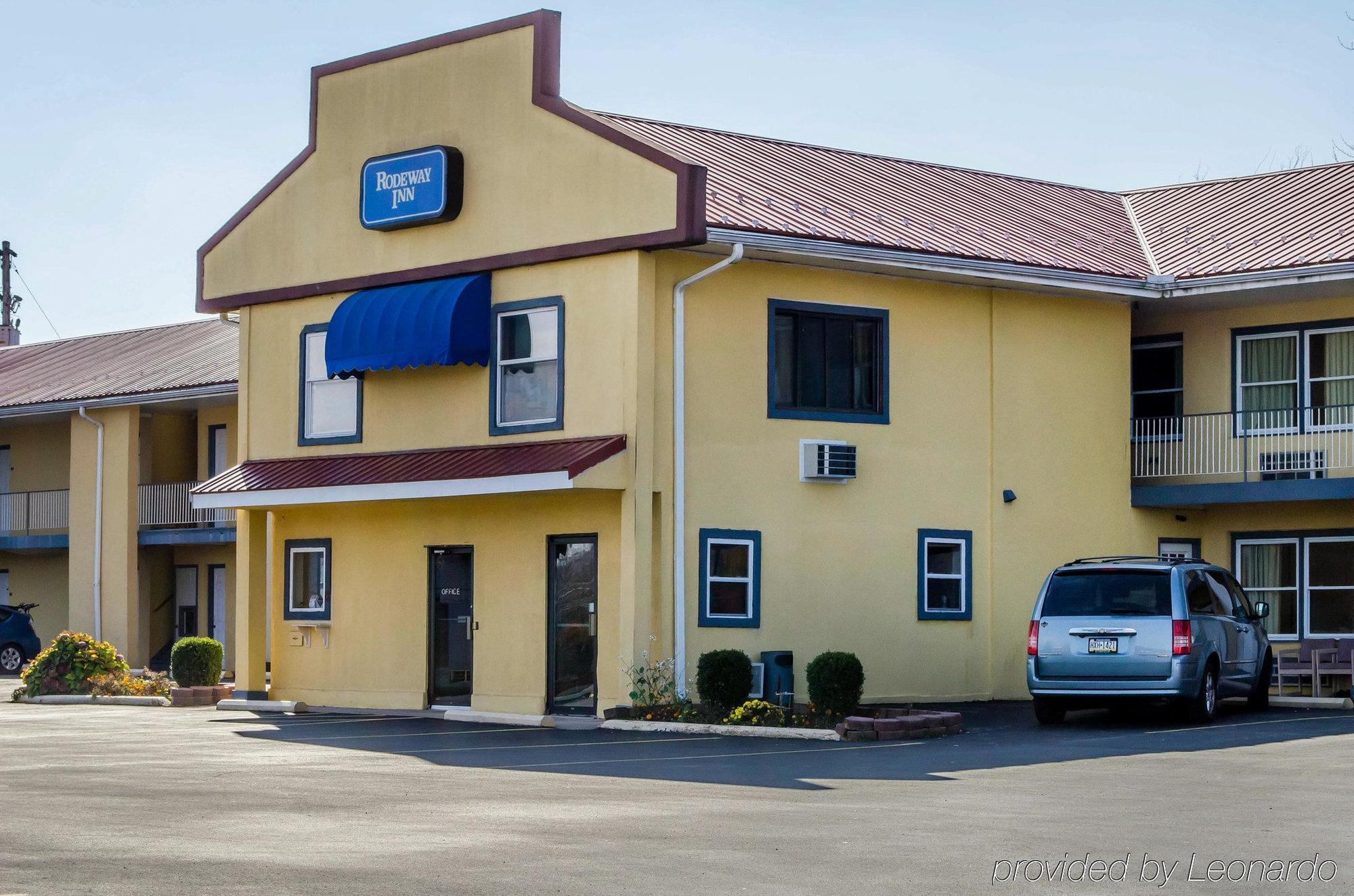 Relax Inn Lewisburg Bagian luar foto
