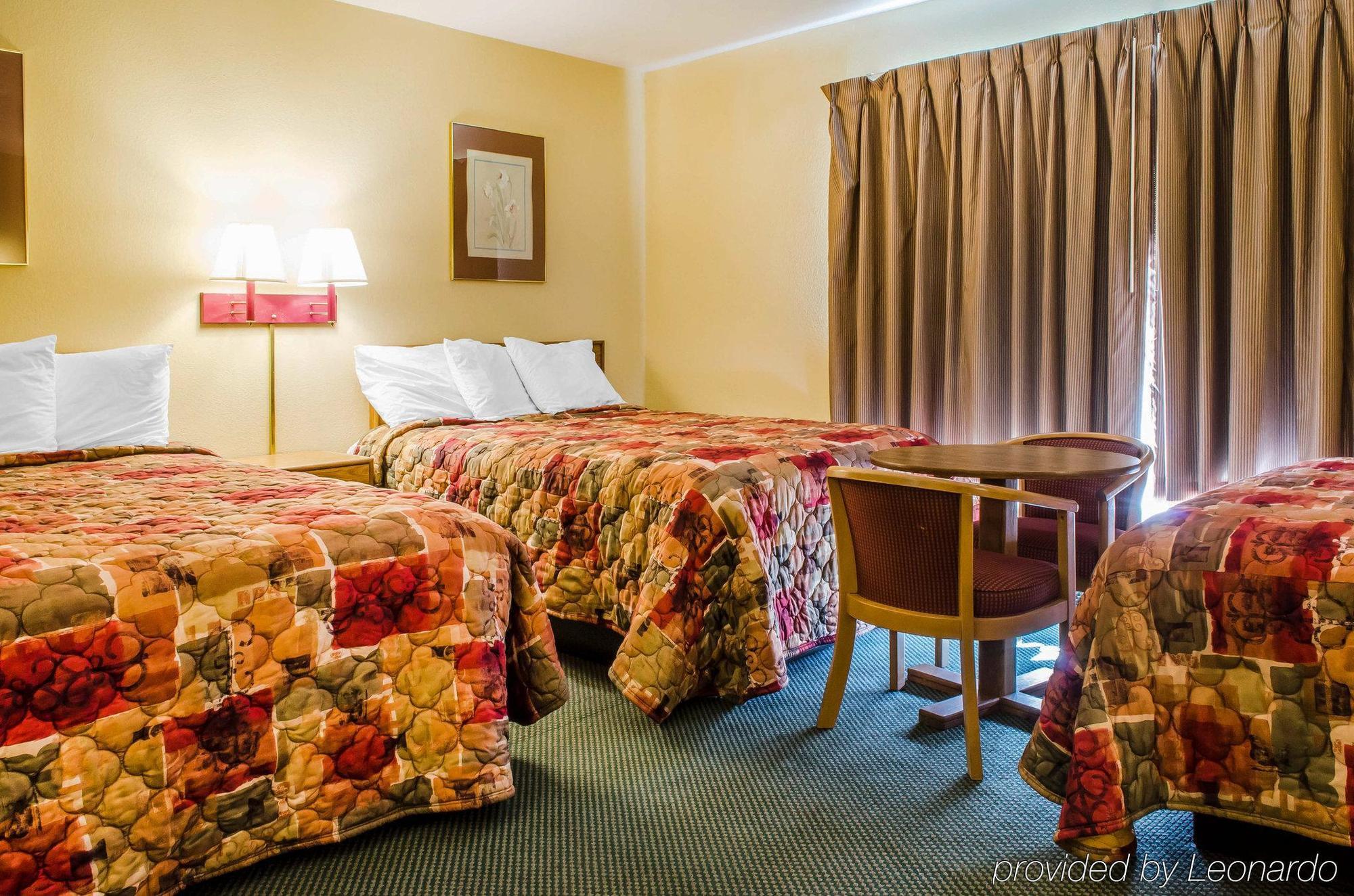 Relax Inn Lewisburg Bagian luar foto