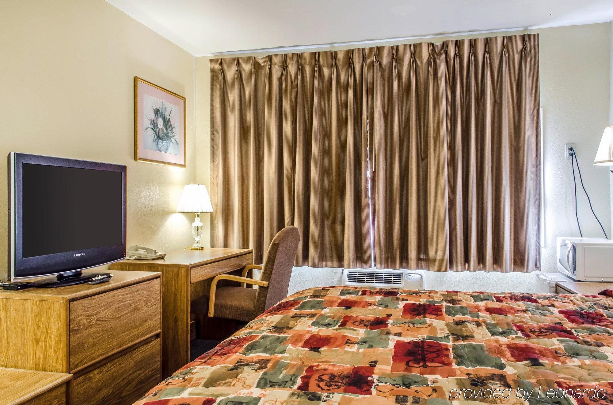 Relax Inn Lewisburg Bagian luar foto