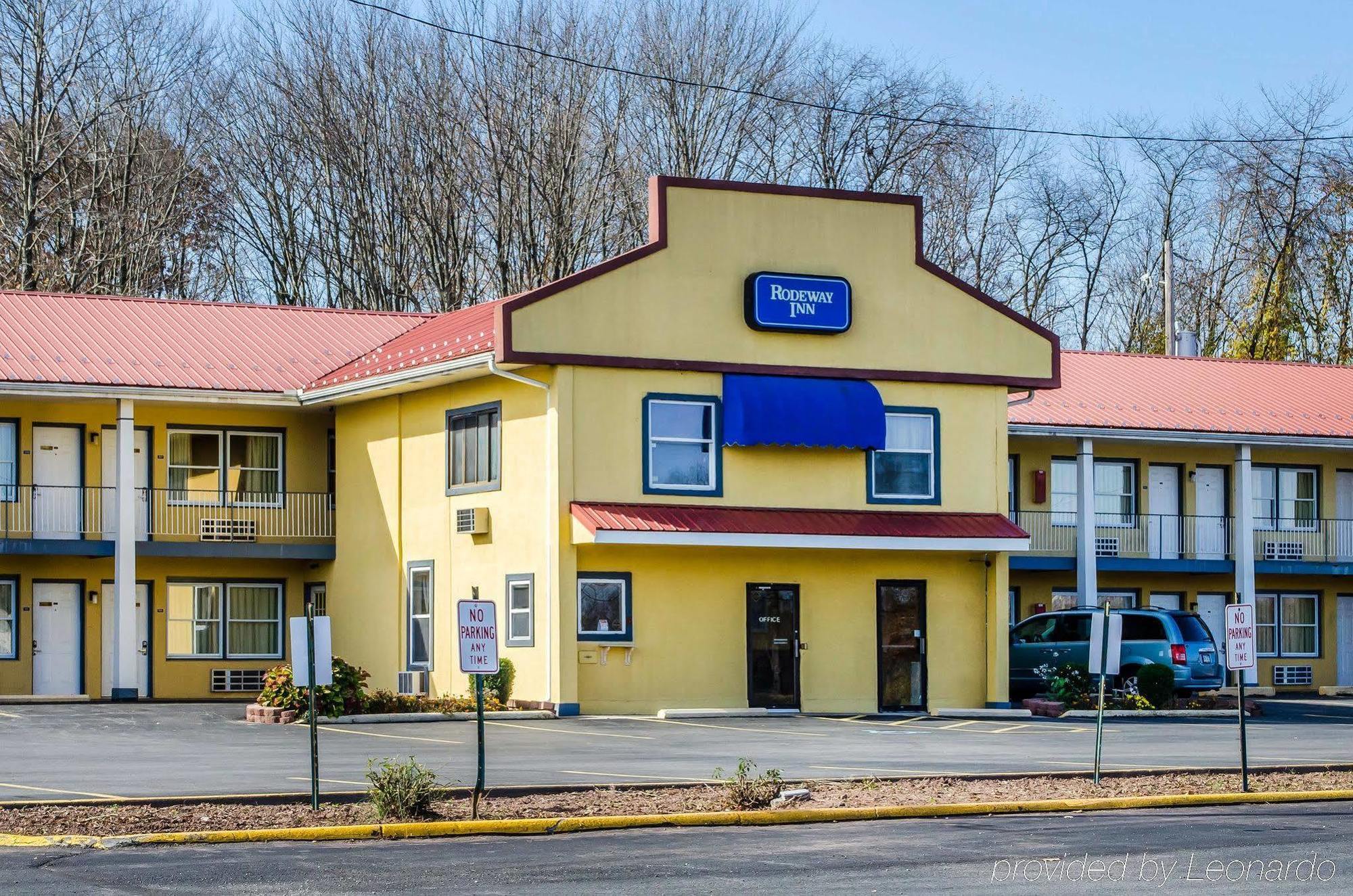 Relax Inn Lewisburg Bagian luar foto