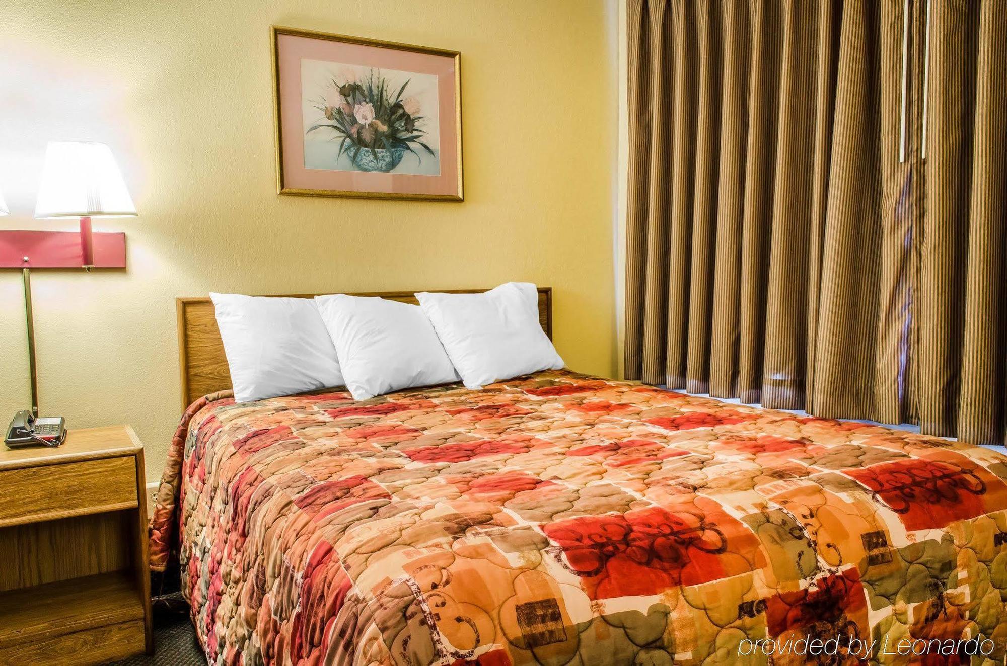 Relax Inn Lewisburg Bagian luar foto