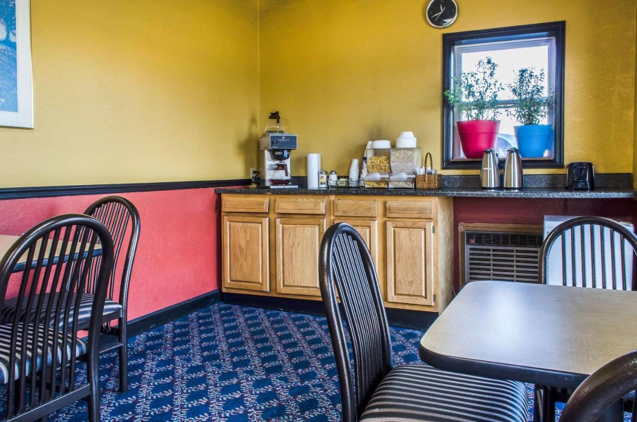 Relax Inn Lewisburg Bagian luar foto